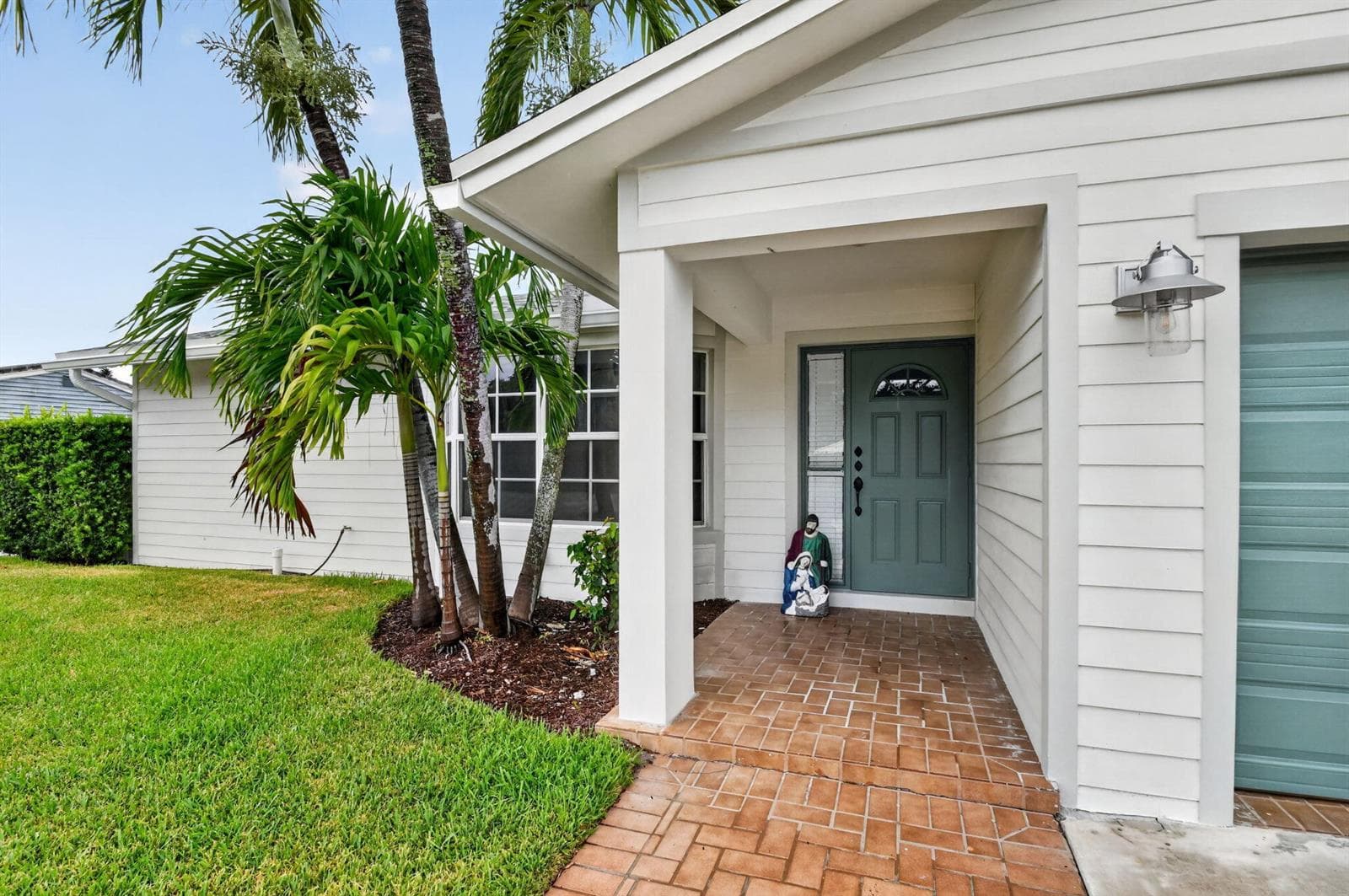 2277 Summit Boulevard photo 4