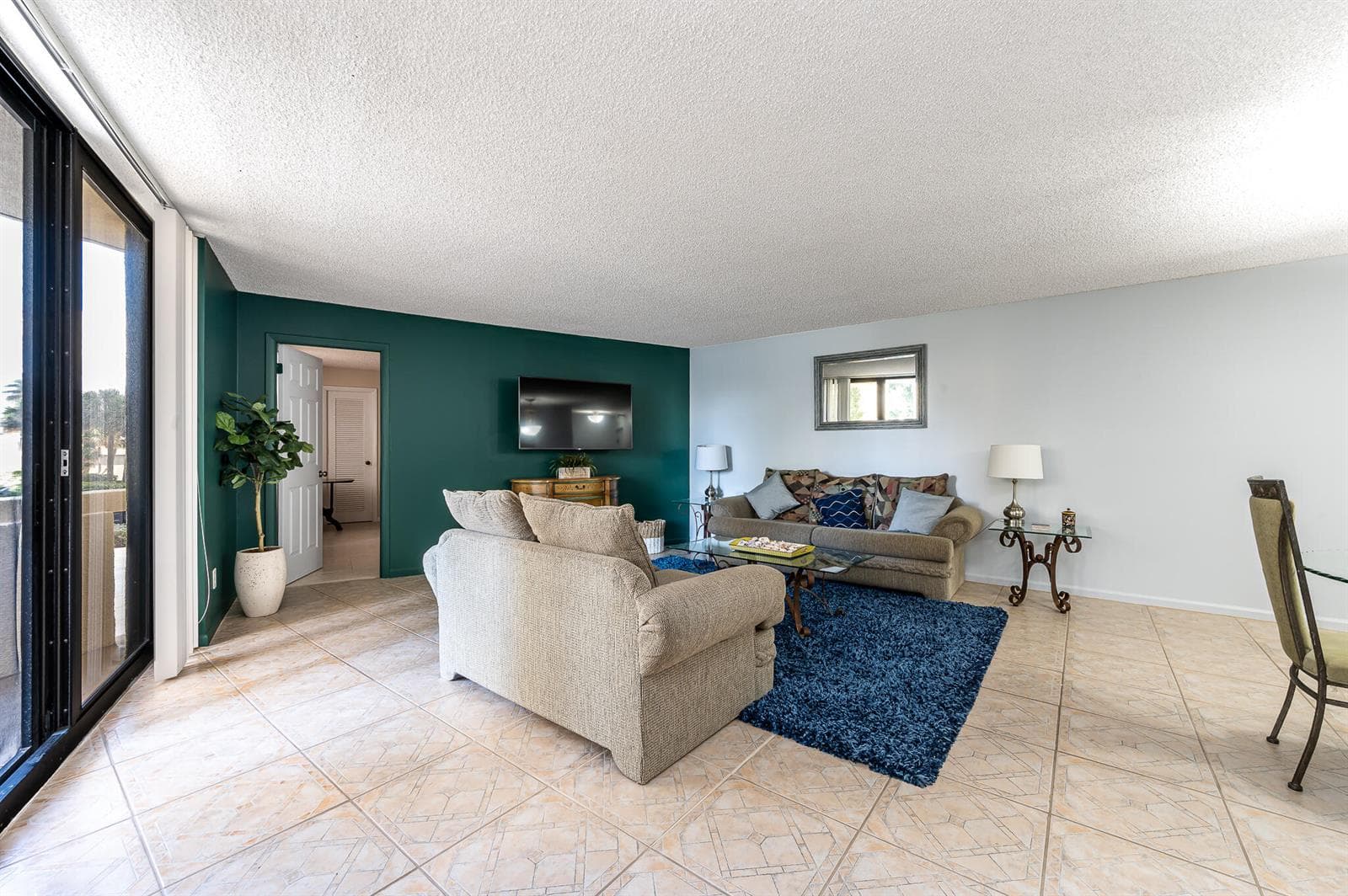 2800 N Ocean Drive A-2b photo 3