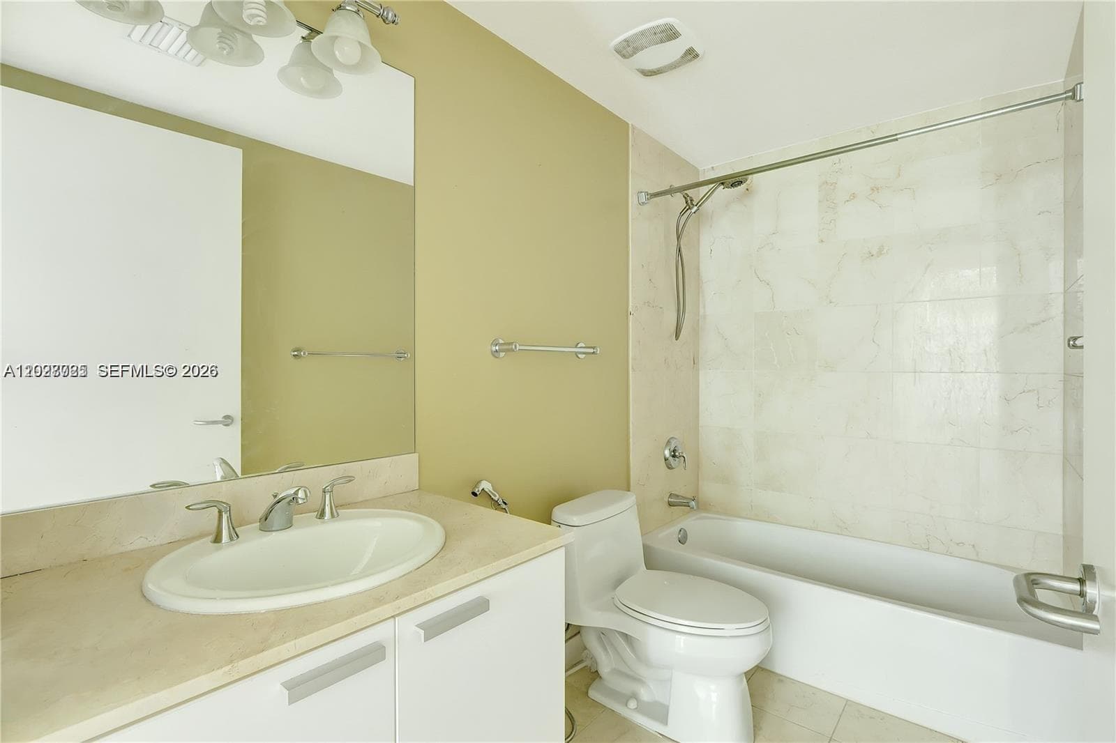 3131 NE 188th St 1-1205 photo 19