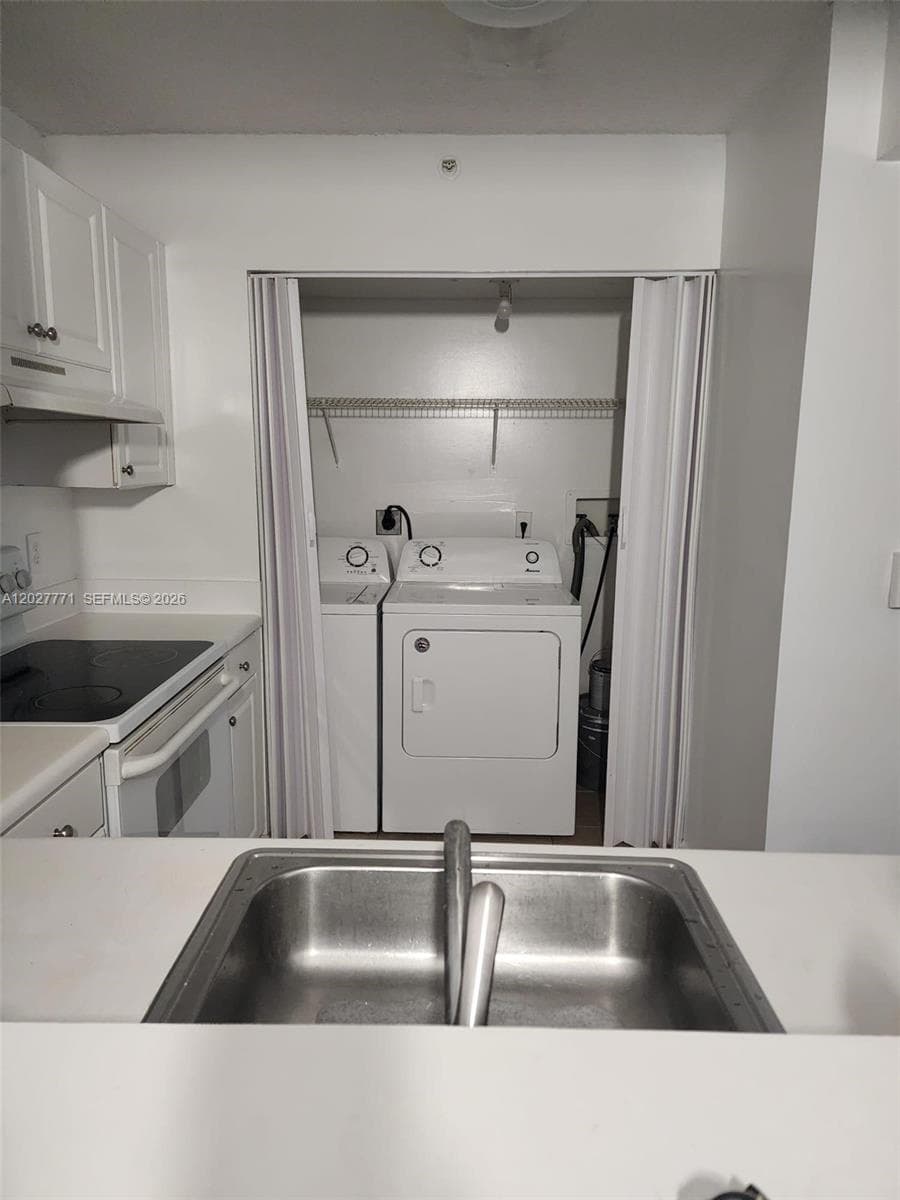 1450 SE 3rd Ave 208 photo 11