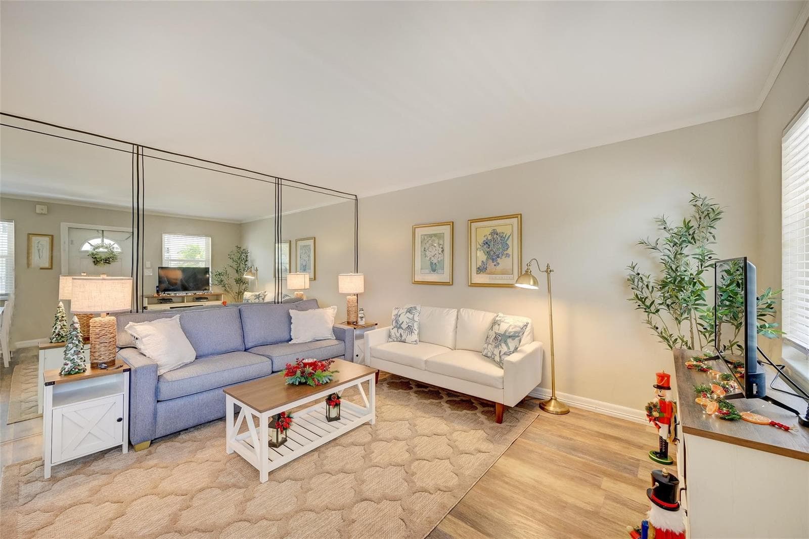 741 Bayshore Drive 32n photo 3