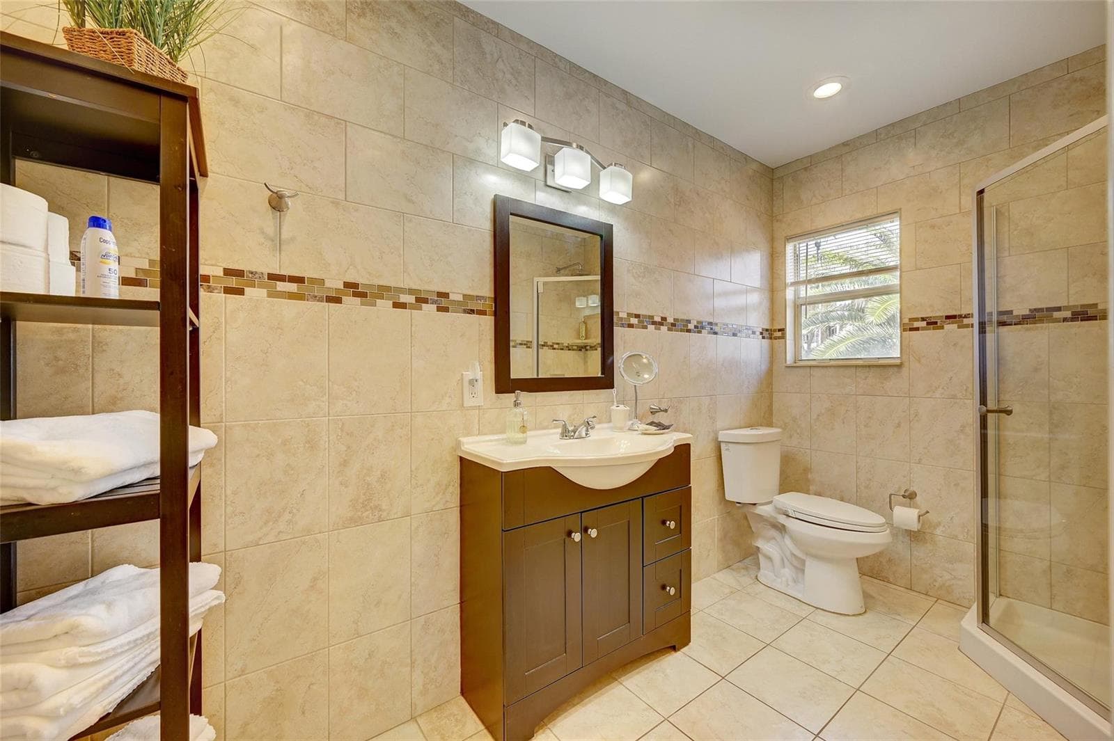 741 Bayshore Drive 32n photo 10