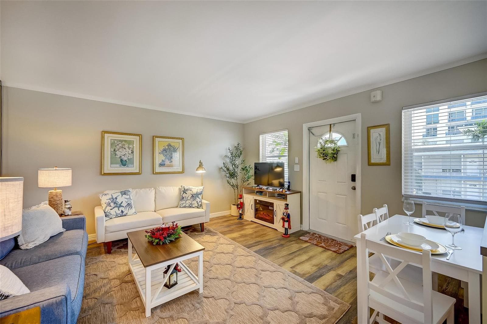 741 Bayshore Drive 32n photo 4