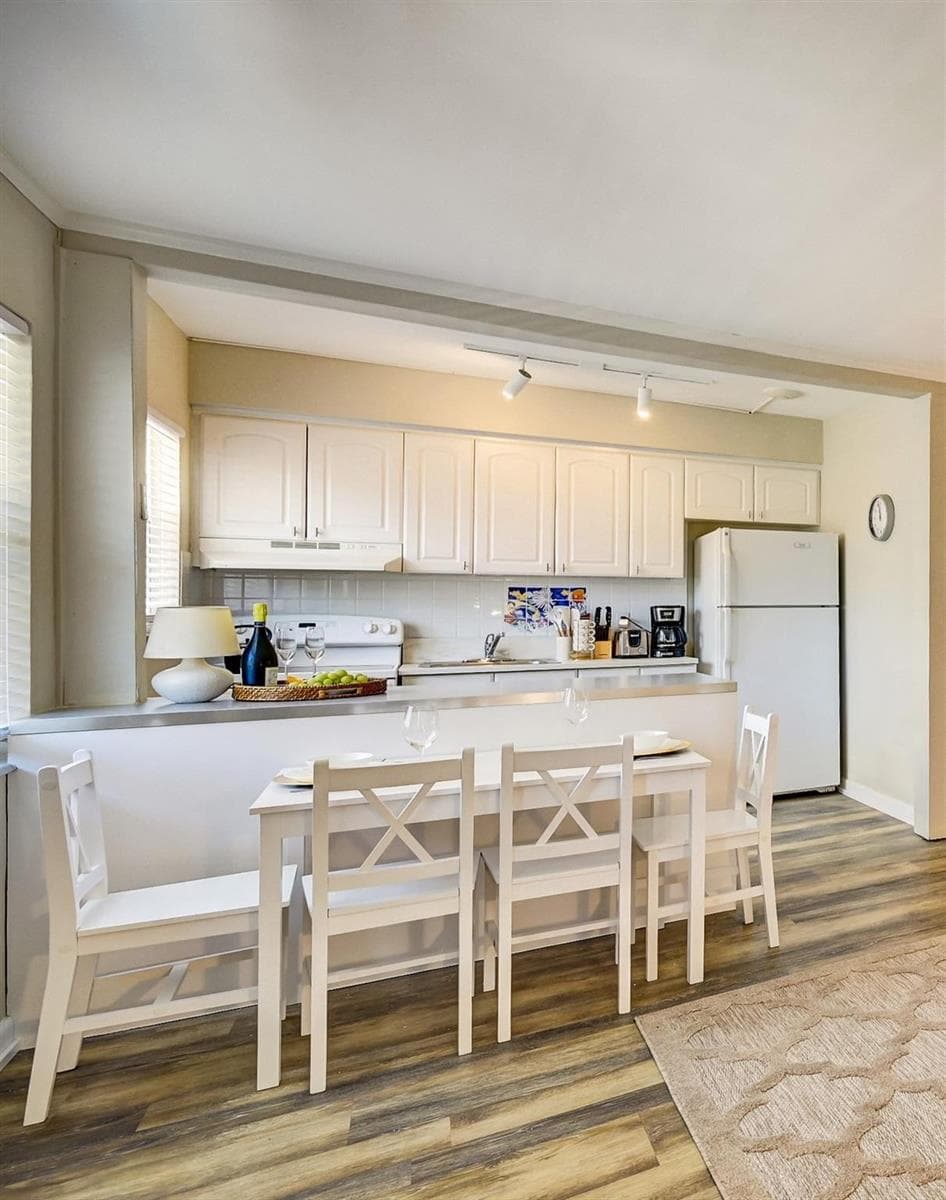 741 Bayshore Drive 32n photo 8