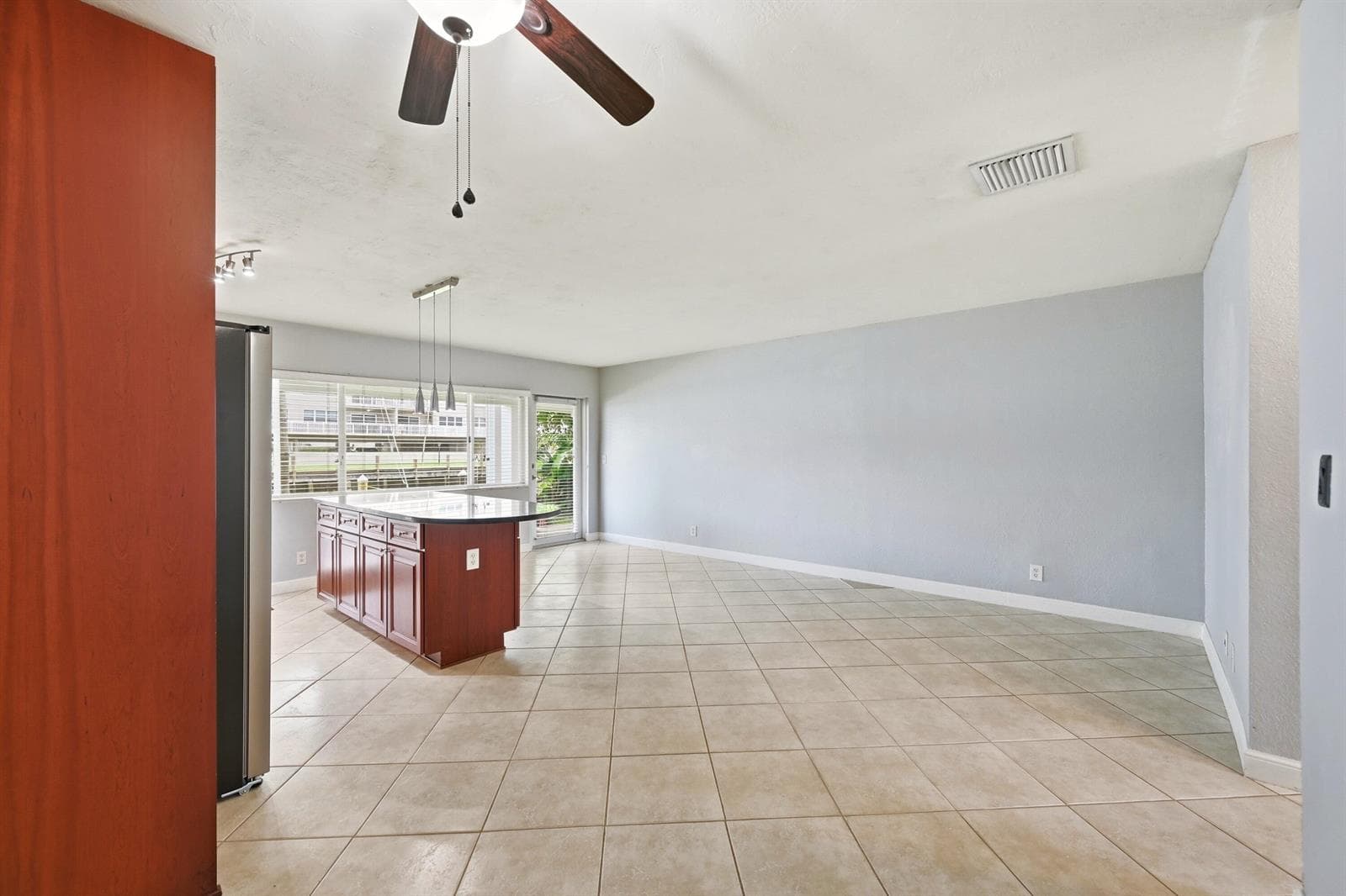 2881 NE 32nd Street 118 photo 5