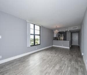 12 Royal Palm Way 6060 photo 11