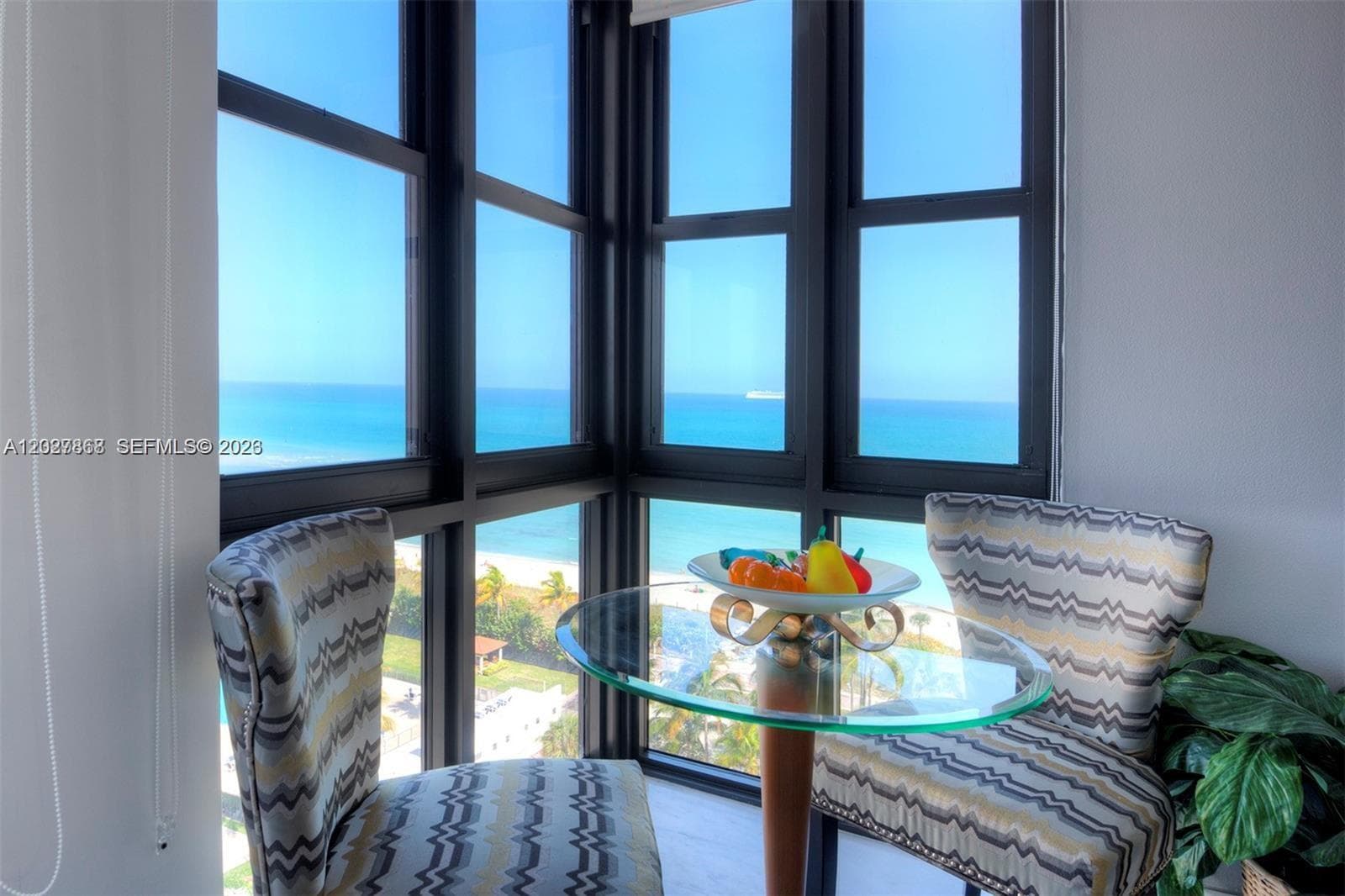 2555 Collins Ave 1400 photo 2