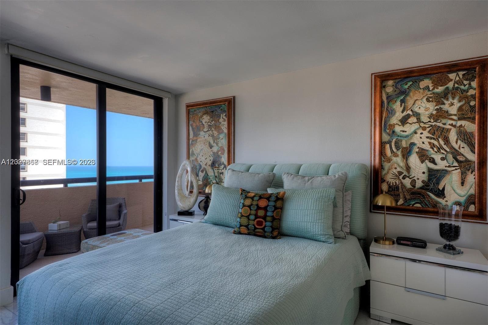 2555 Collins Ave 1400 photo 12