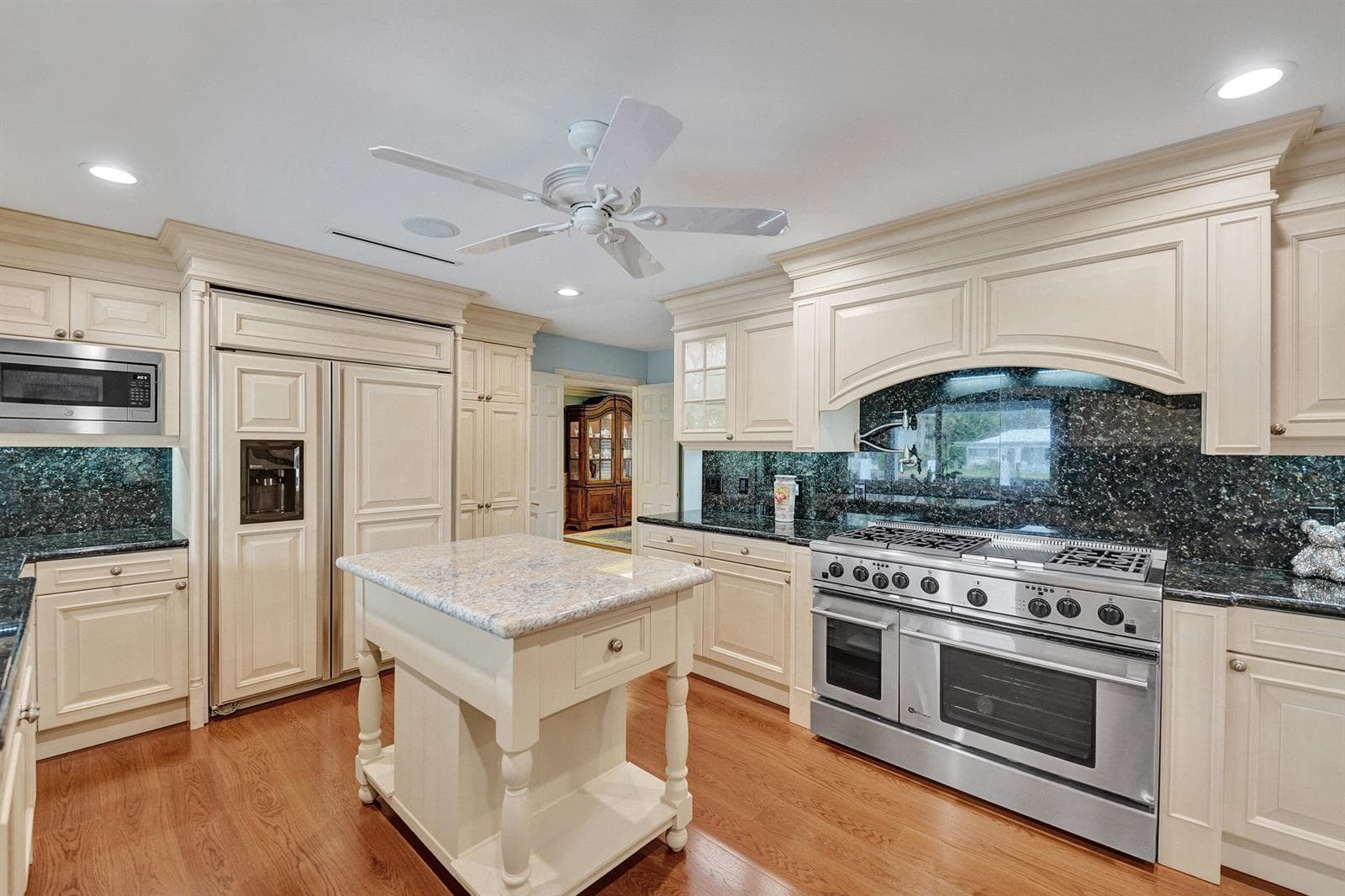 163 Nurmi Drive photo 22