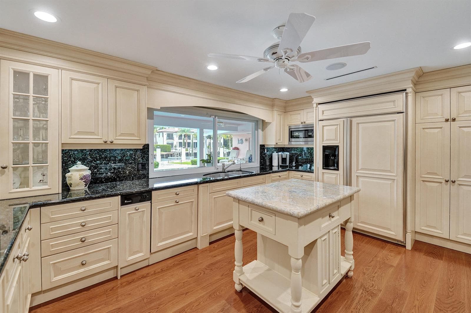 163 Nurmi Drive photo 20