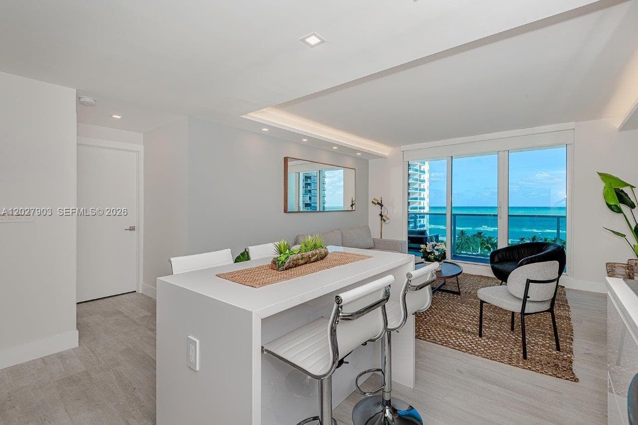 2301 Collins Ave 739 photo 1