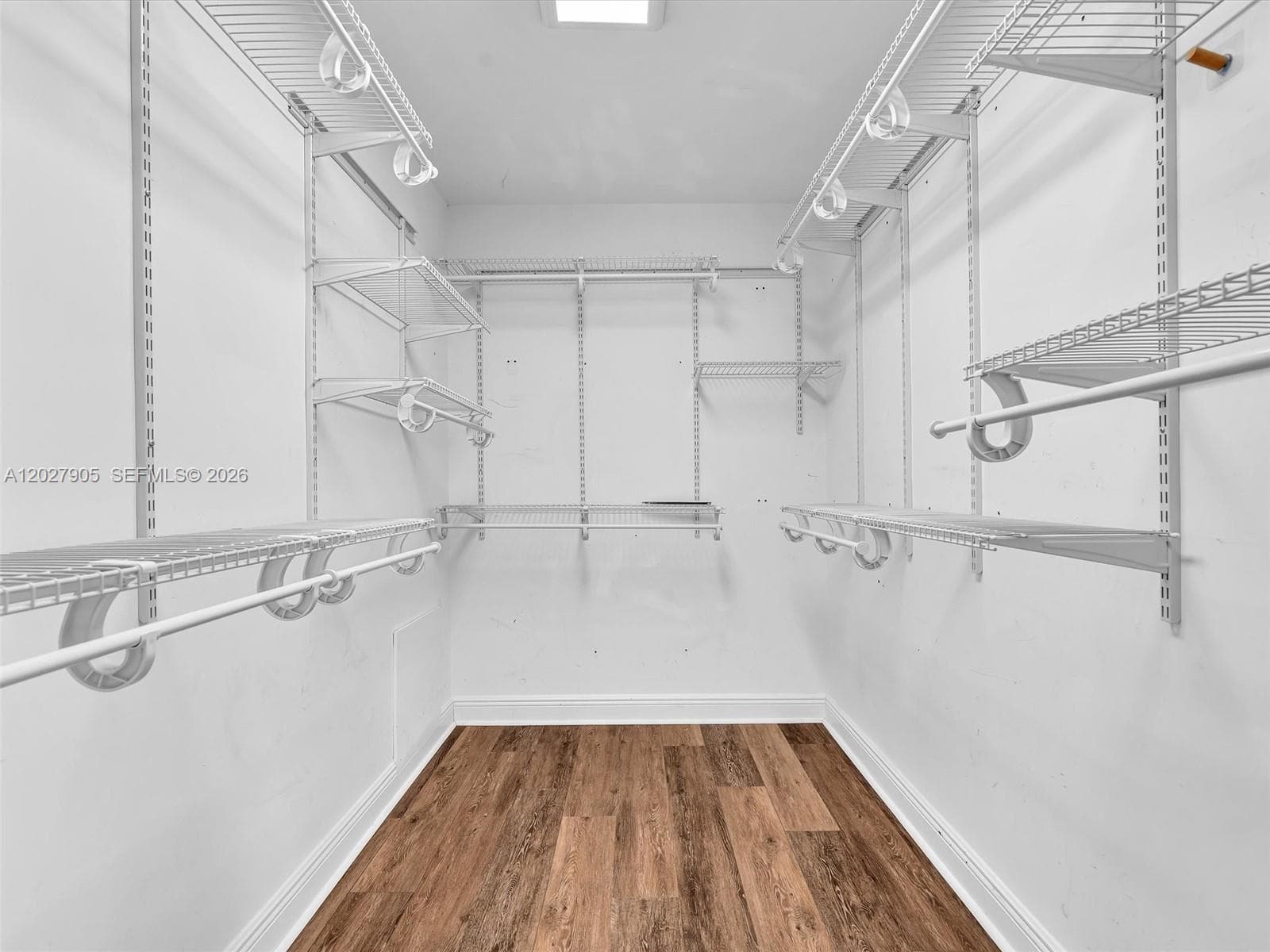 11690 Island Lakes Ln photo 20