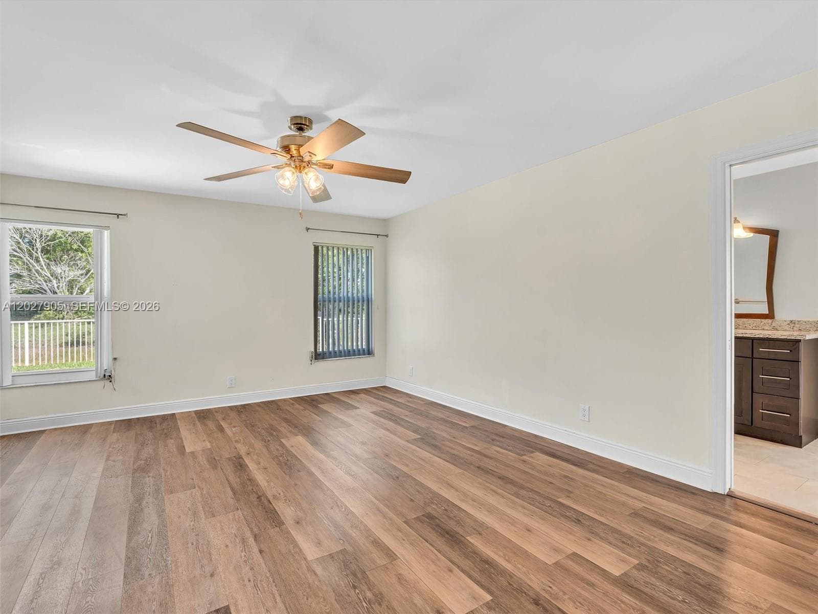 11690 Island Lakes Ln photo 14