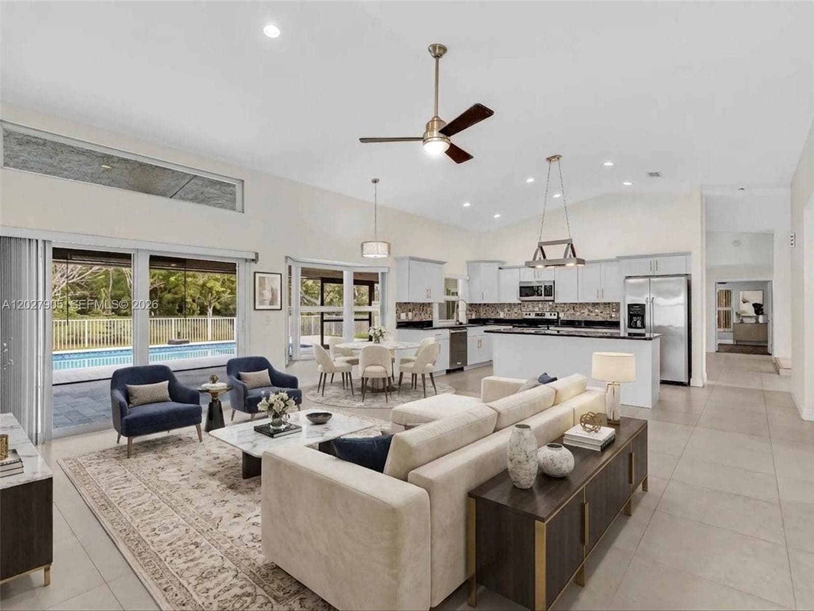 11690 Island Lakes Ln photo 11