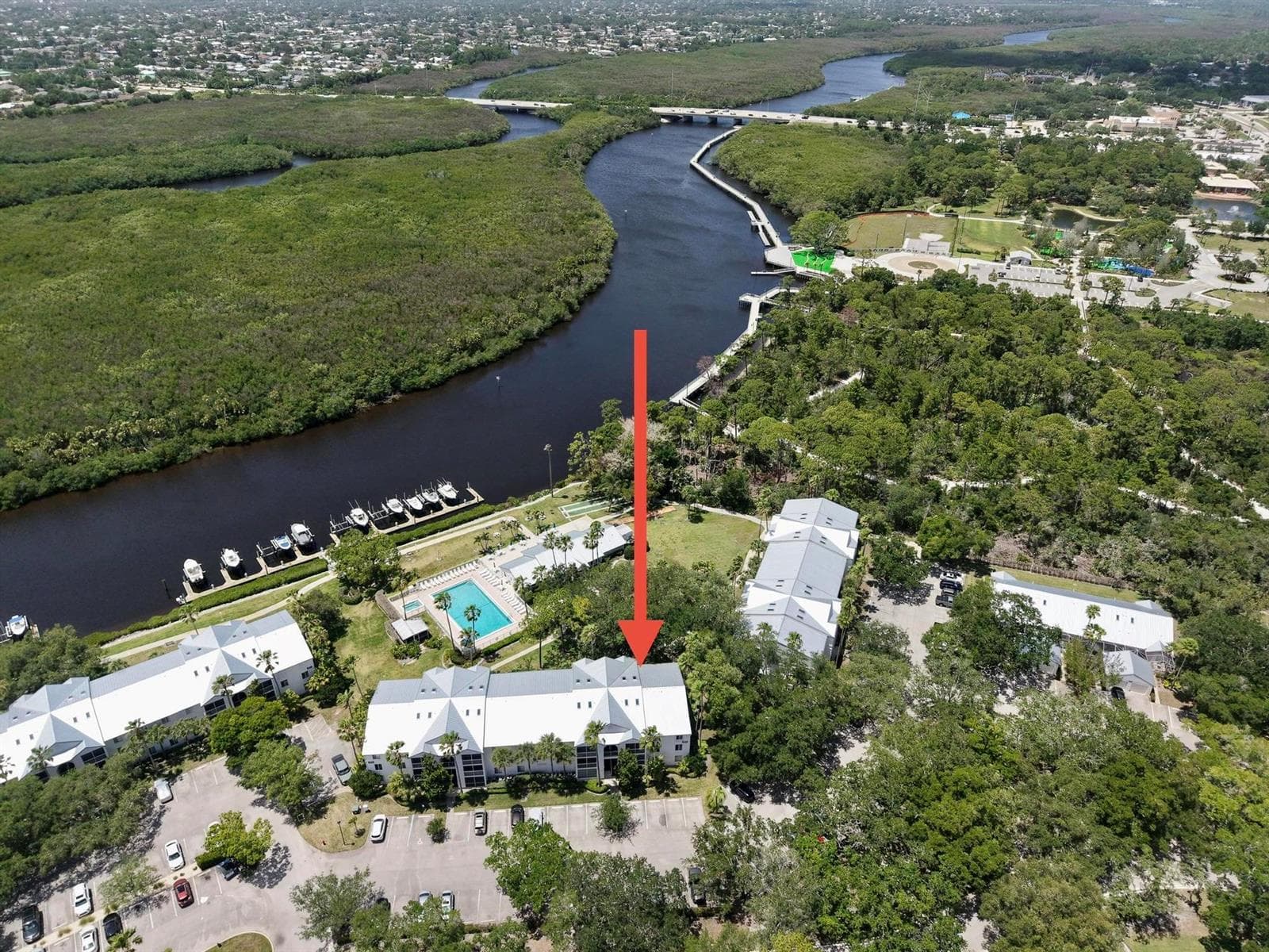 2516 SE Anchorage Cove H-3 photo 1