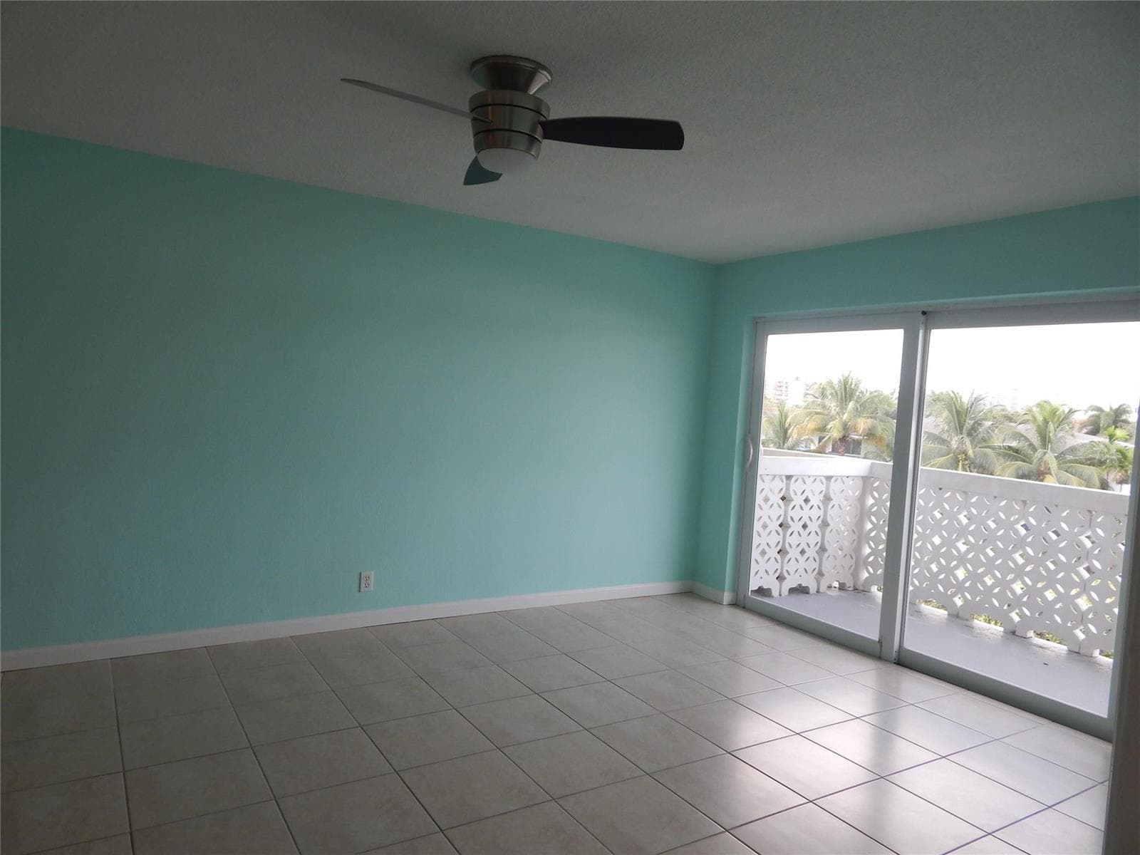 3220 Bayview Drive 314 photo 14