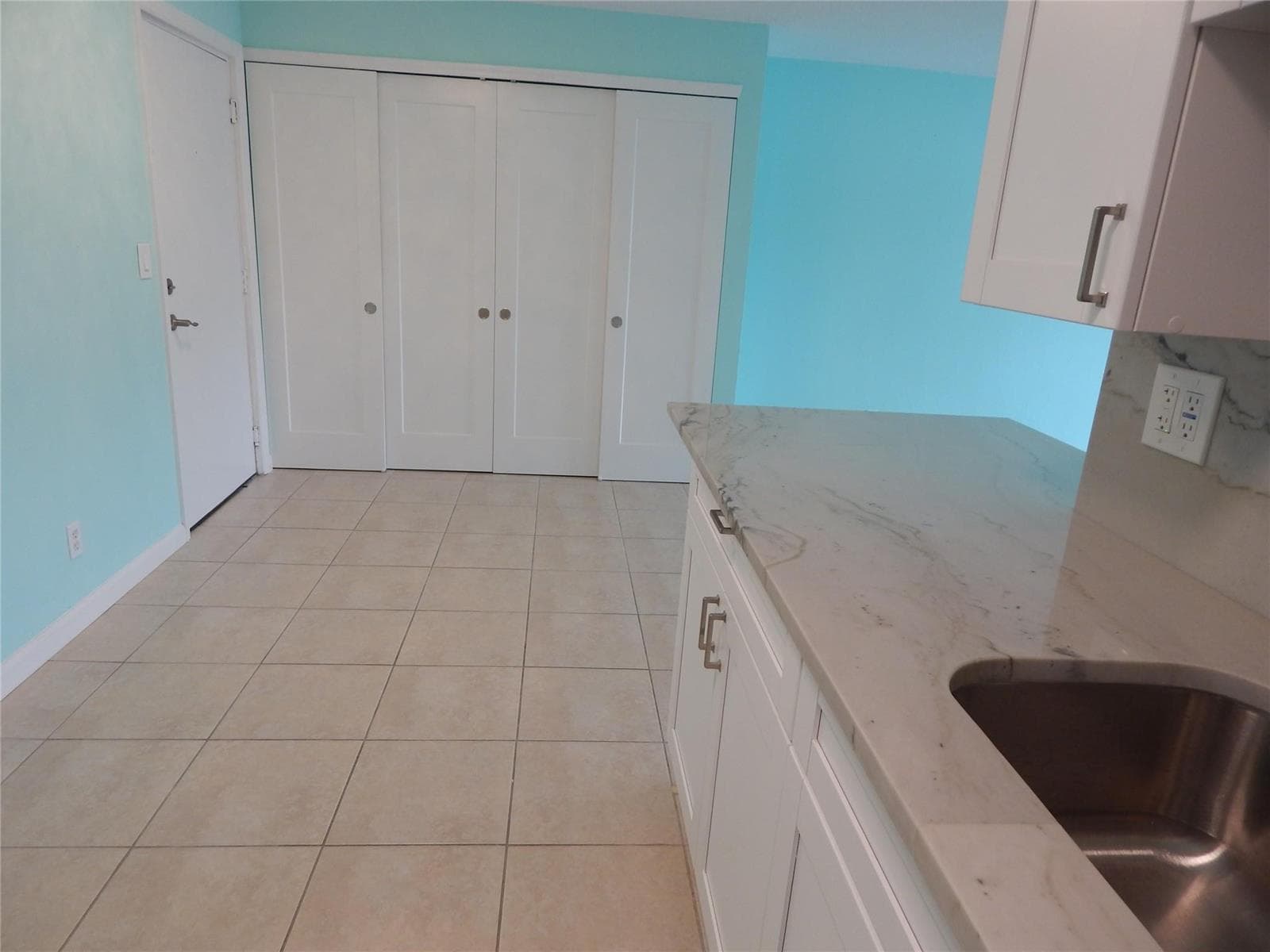 3220 Bayview Drive 314 photo 8