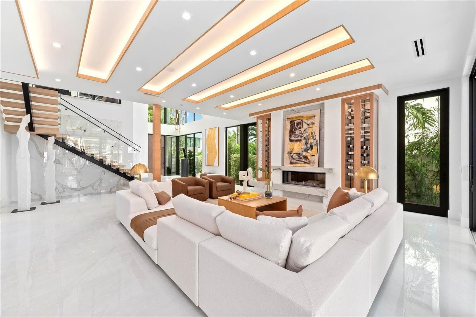 24 Fiesta Way photo 6