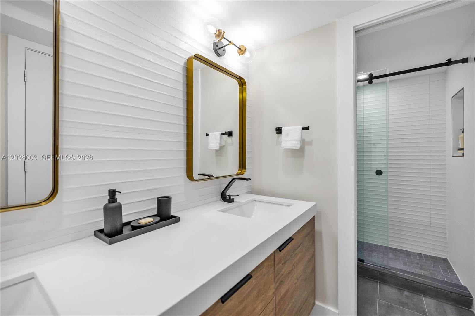 6917 Collins Ave 1404 photo 13