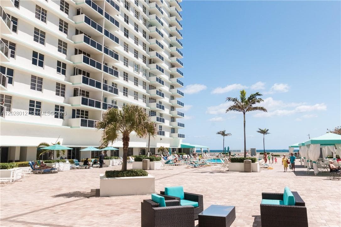 3725 S Ocean Dr 1003 photo 24