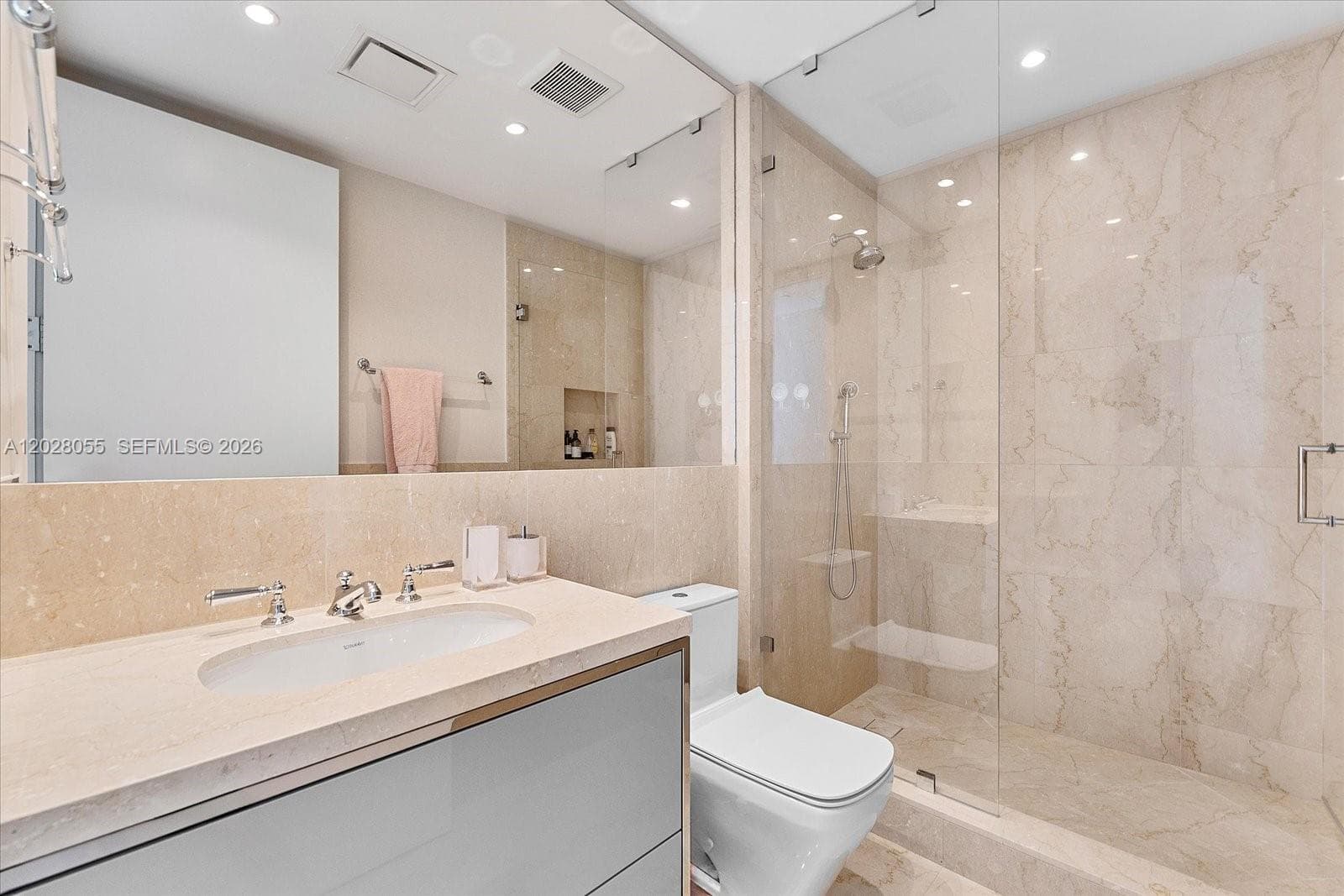 15701 Collins Ave 3101 photo 23