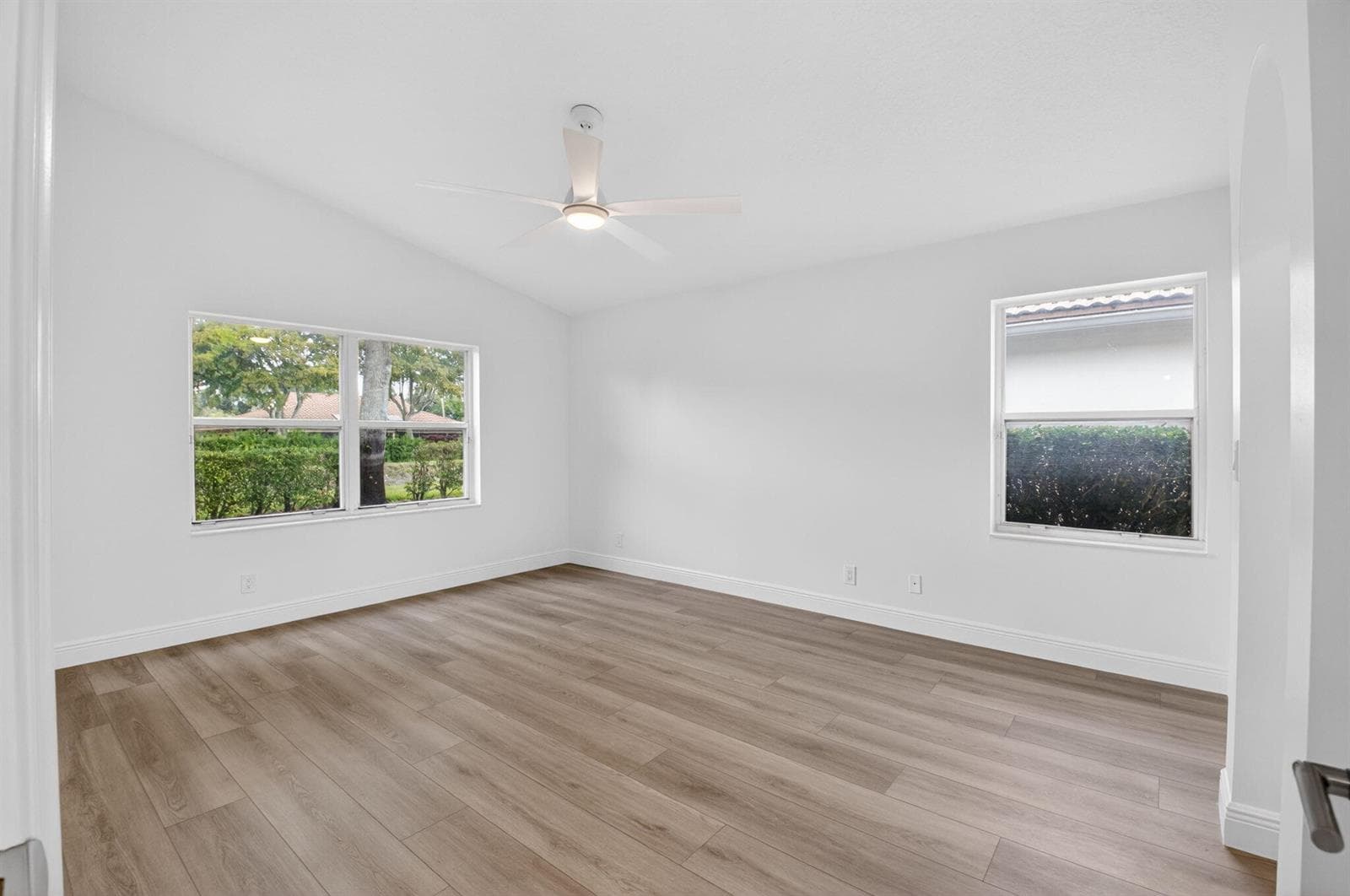 5891 Royal Isles Boulevard photo 20