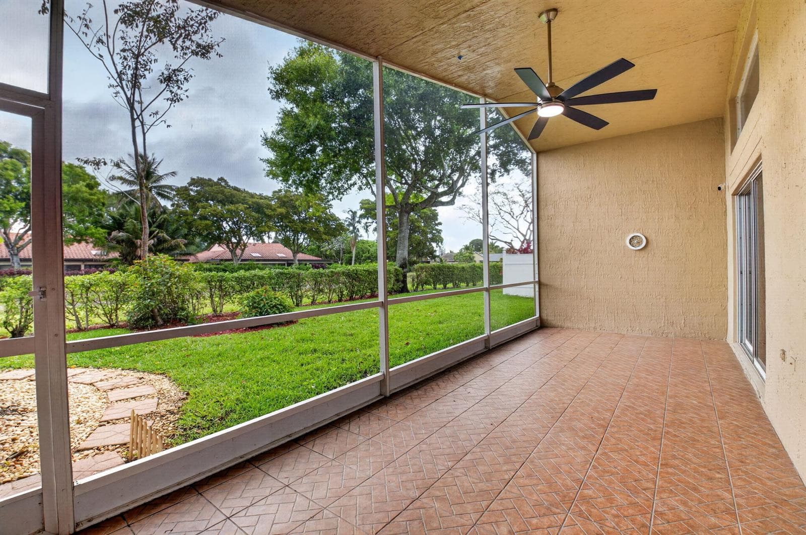 5891 Royal Isles Boulevard photo 14