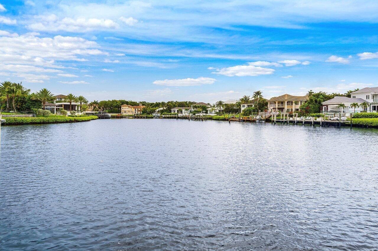 3602 Captains Way photo 8