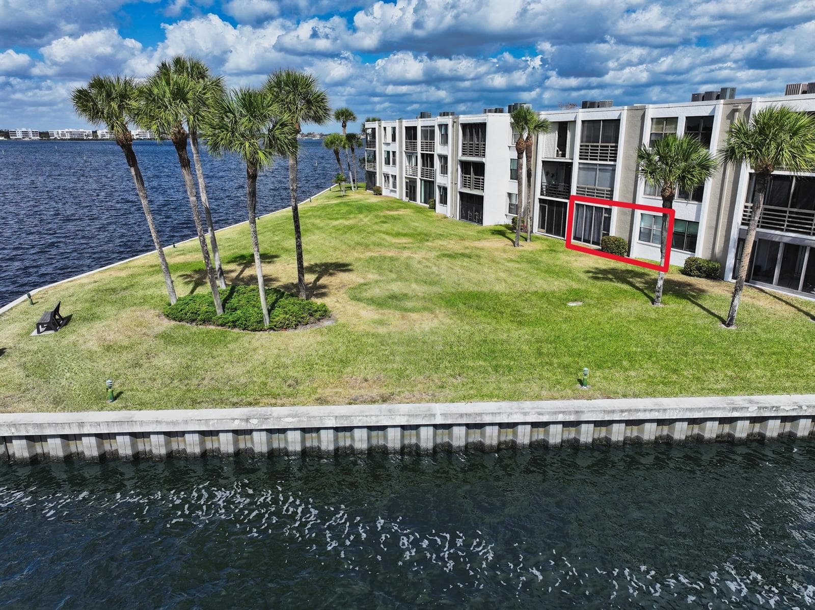 1950 SW Palm City Road 13-102 photo 11