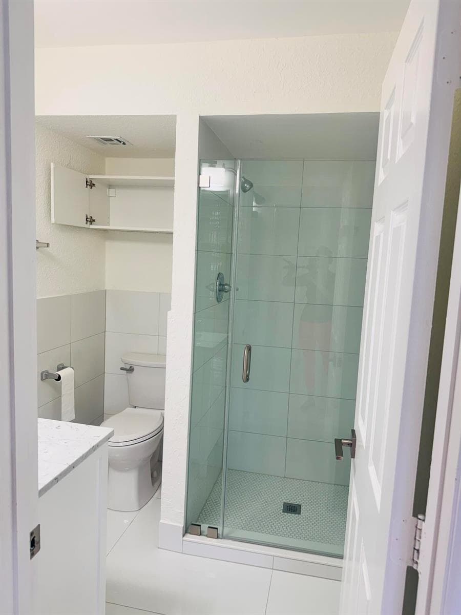 9 Royal Palm Way 102 photo 18