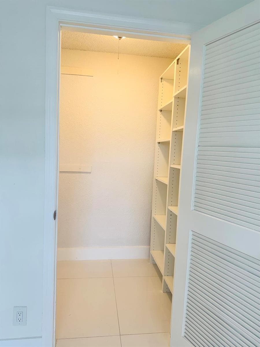 9 Royal Palm Way 102 photo 19