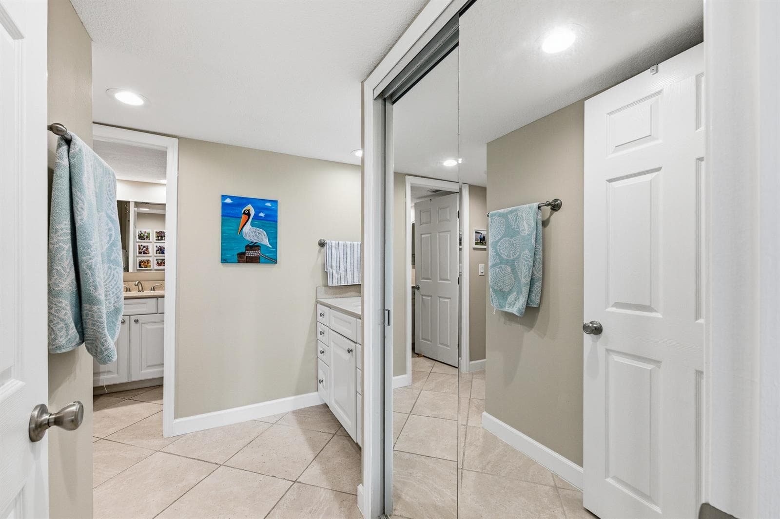 2400 S Ocean Drive V421 photo 13