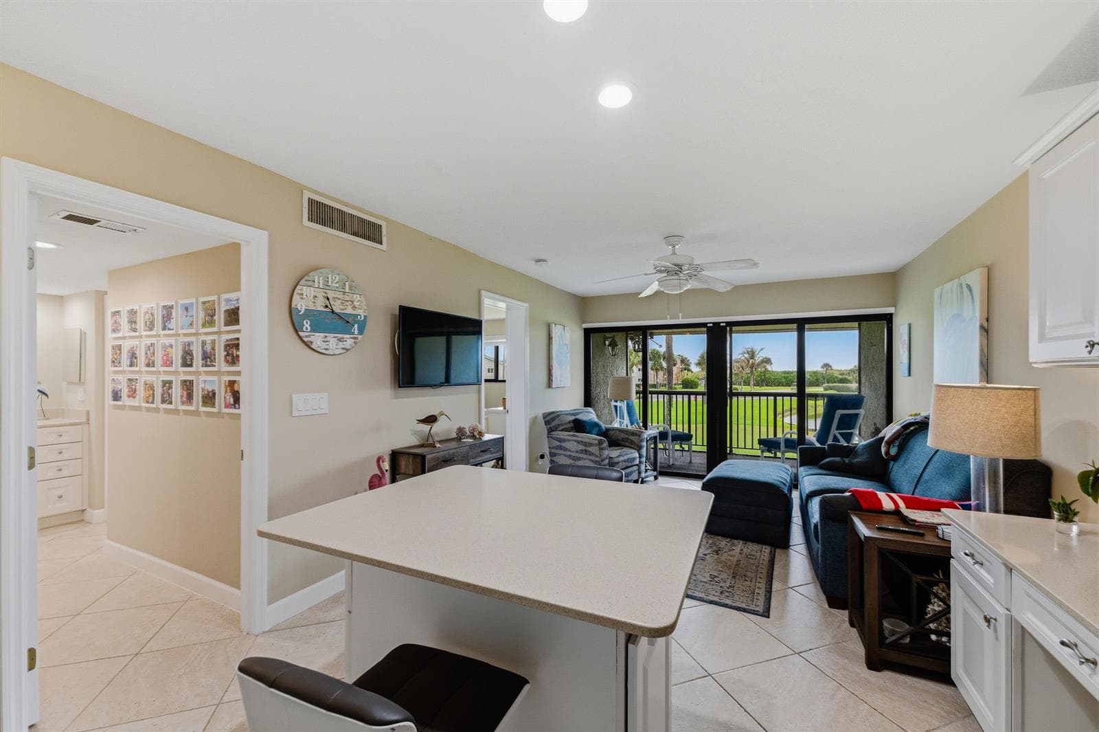 2400 S Ocean Drive V421 photo 7