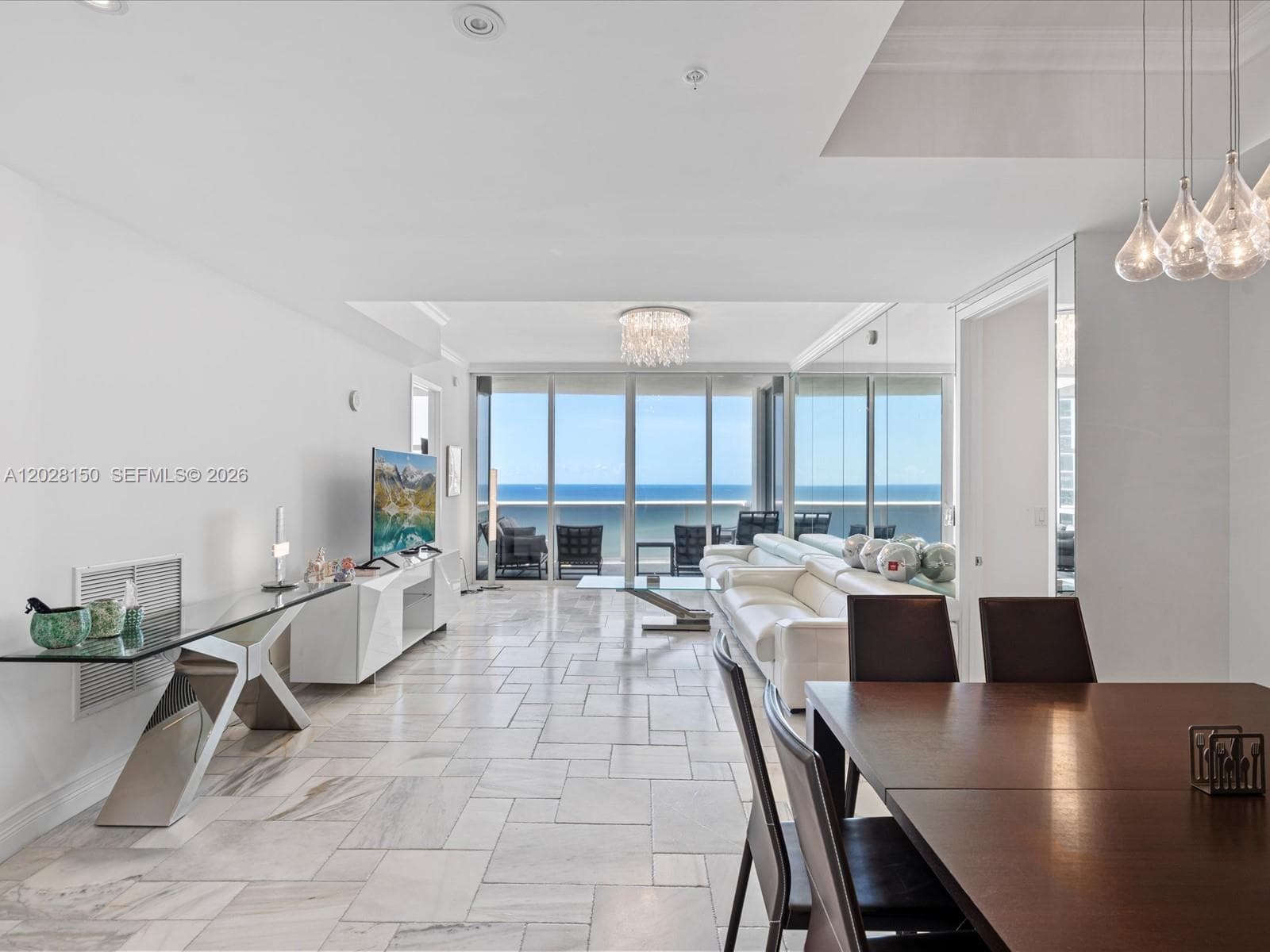 18101 Collins Ave 1904 photo 6