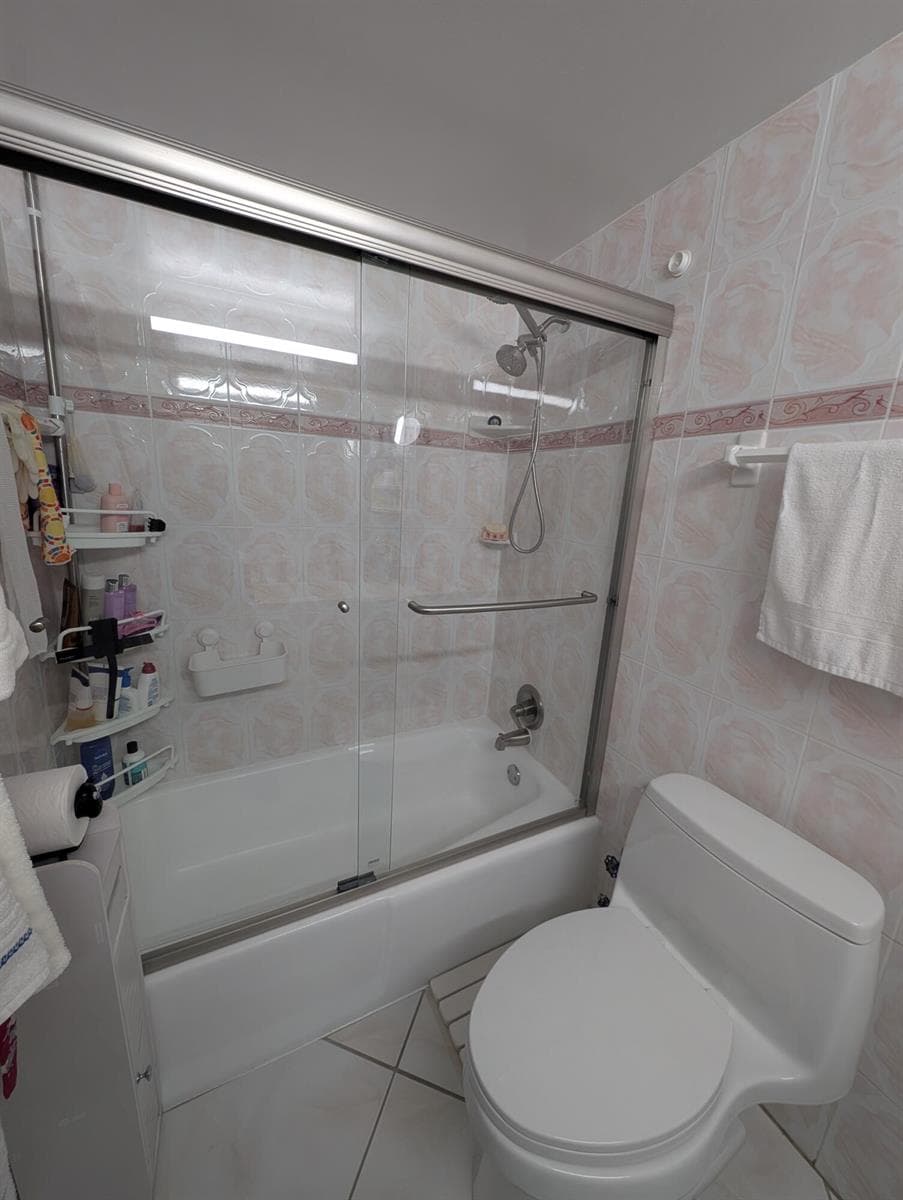3140 S Ocean Drive 410 photo 23