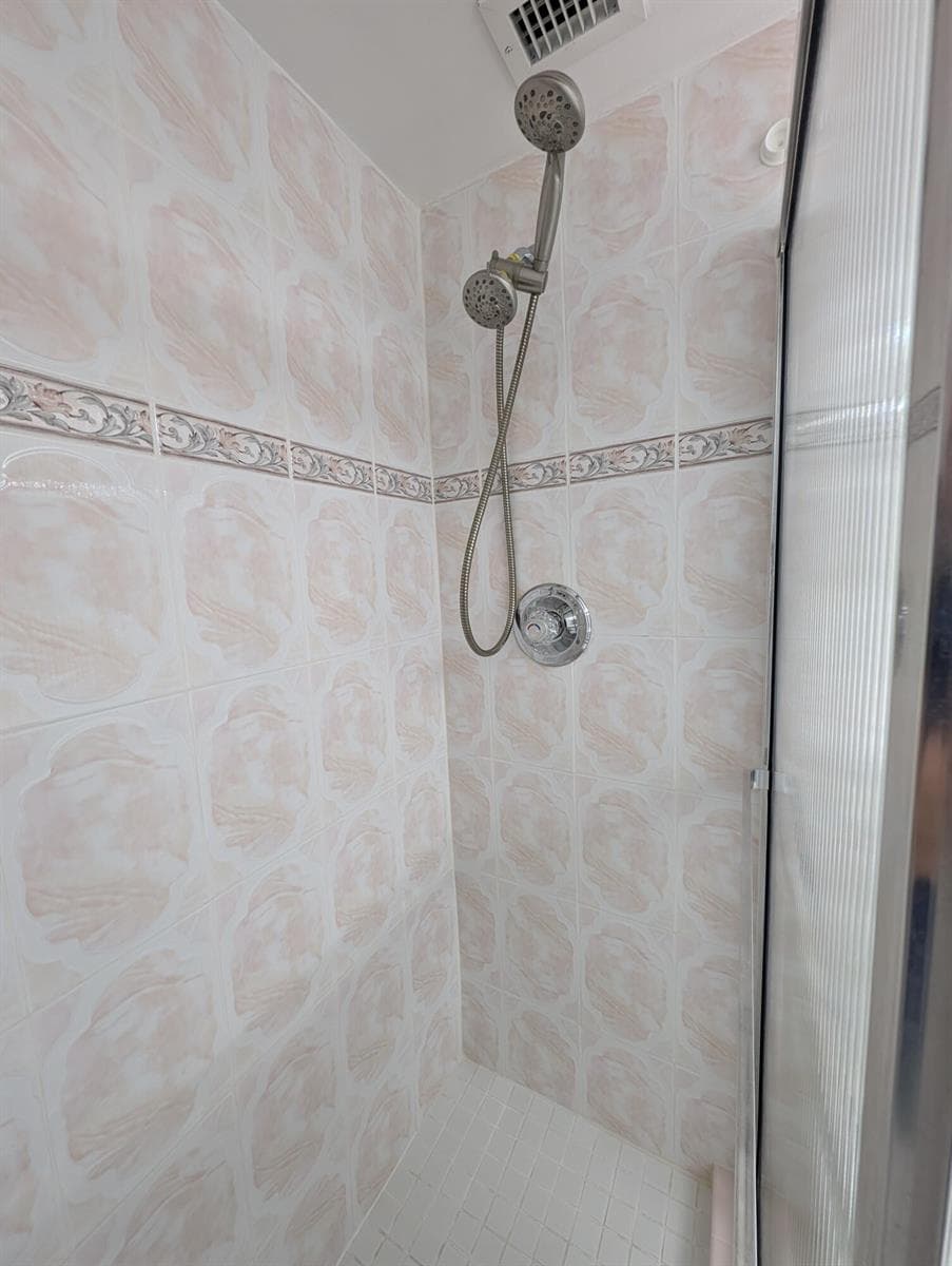 3140 S Ocean Drive 410 photo 24