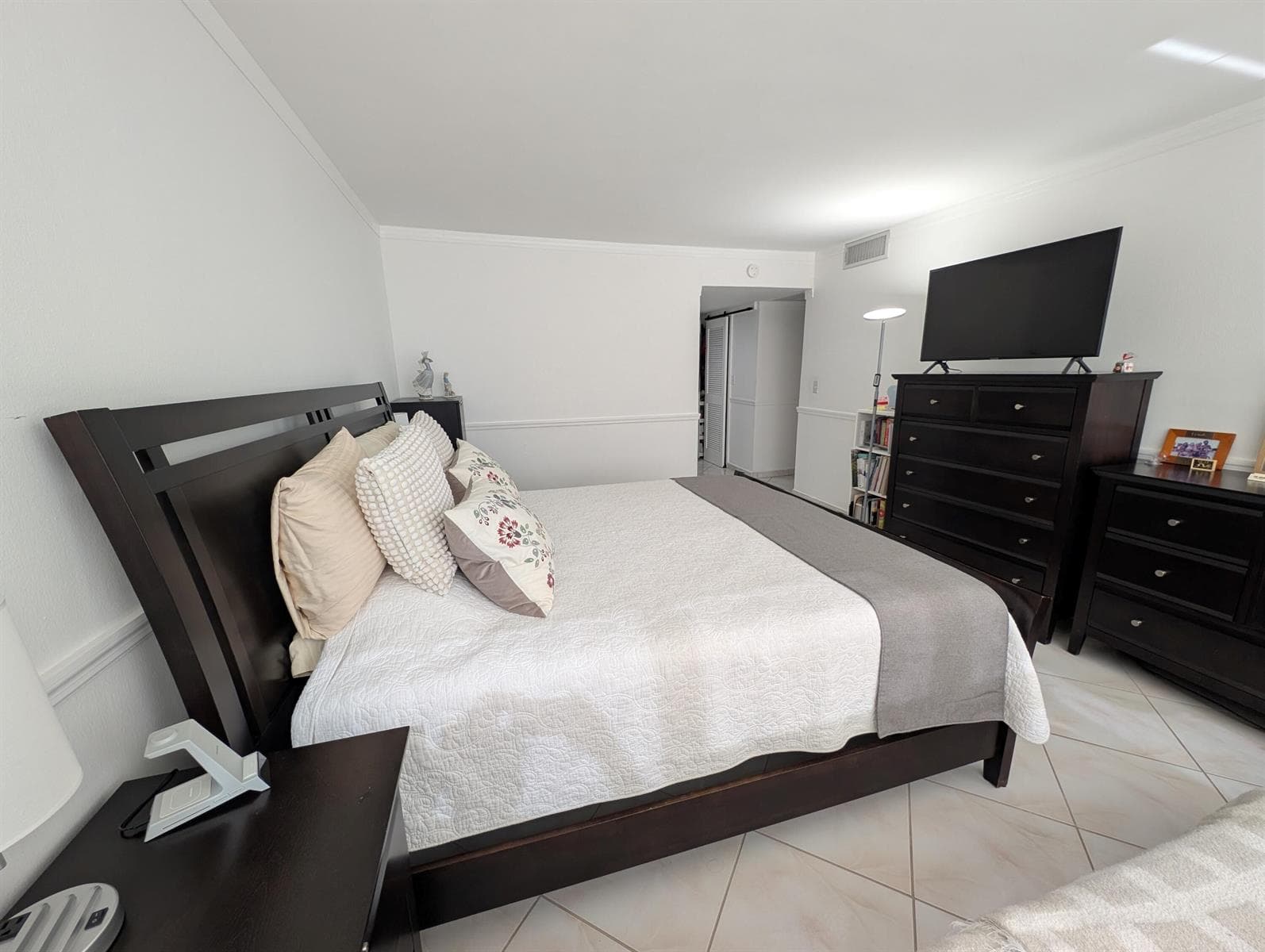 3140 S Ocean Drive 410 photo 19