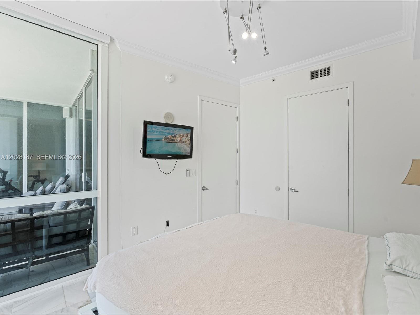 18101 Collins Ave 1904 photo 18