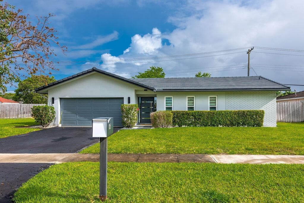 115 St Cloud Lane photo 4