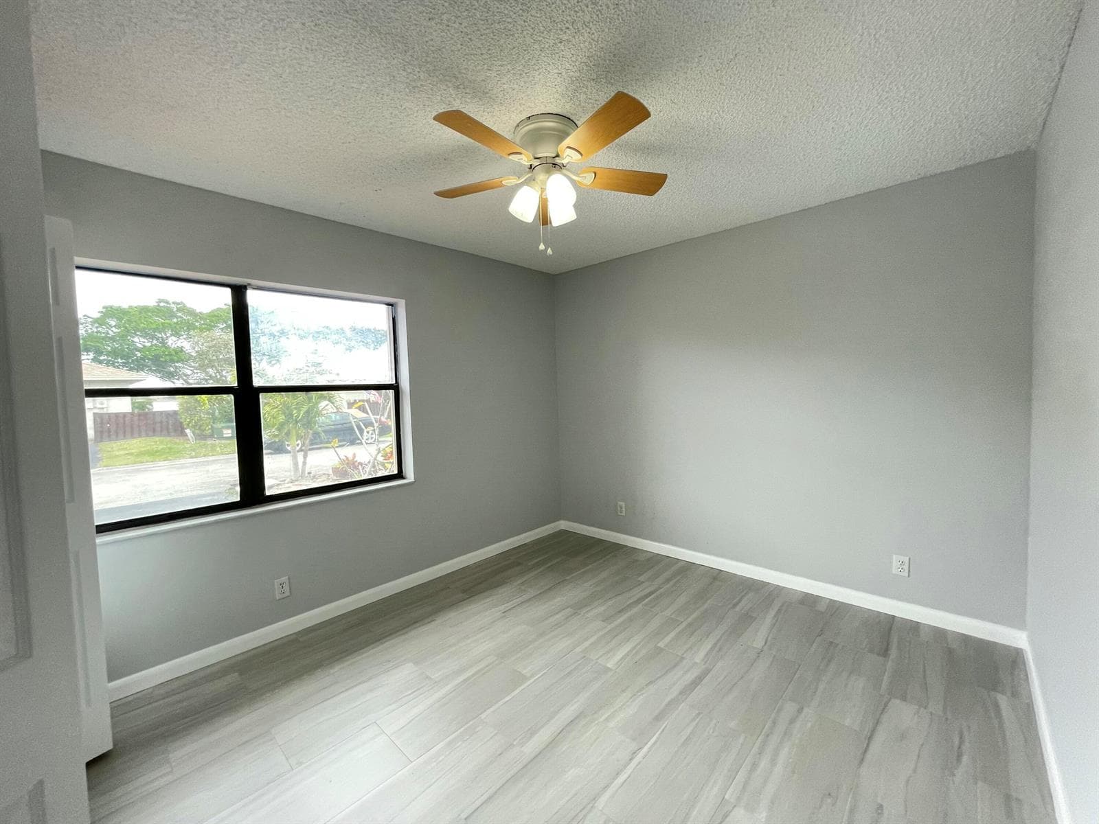 16344 Country Lake Circle photo 17