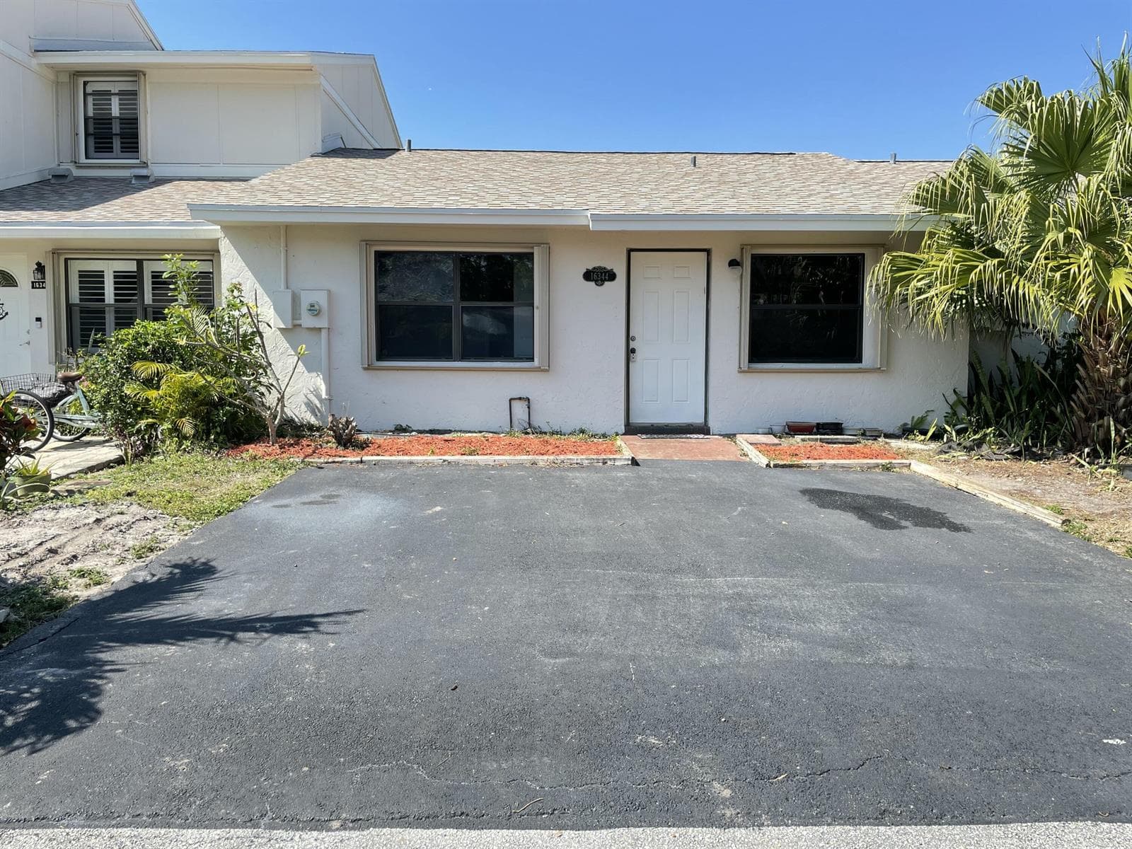 16344 Country Lake Circle photo 1