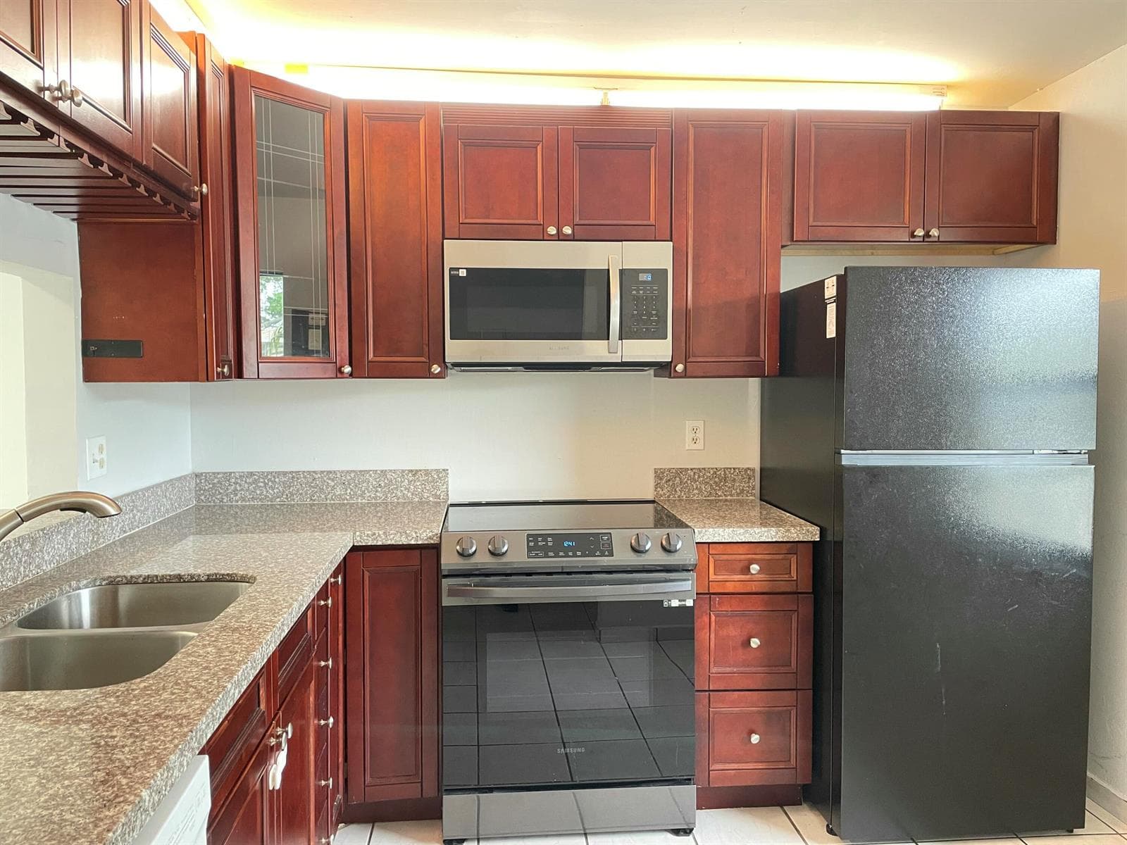 16344 Country Lake Circle photo 4