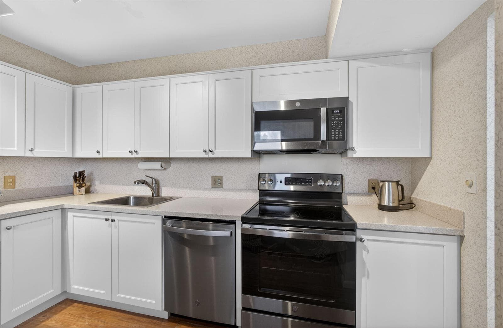 400 Ocean Trail Way 807 photo 15