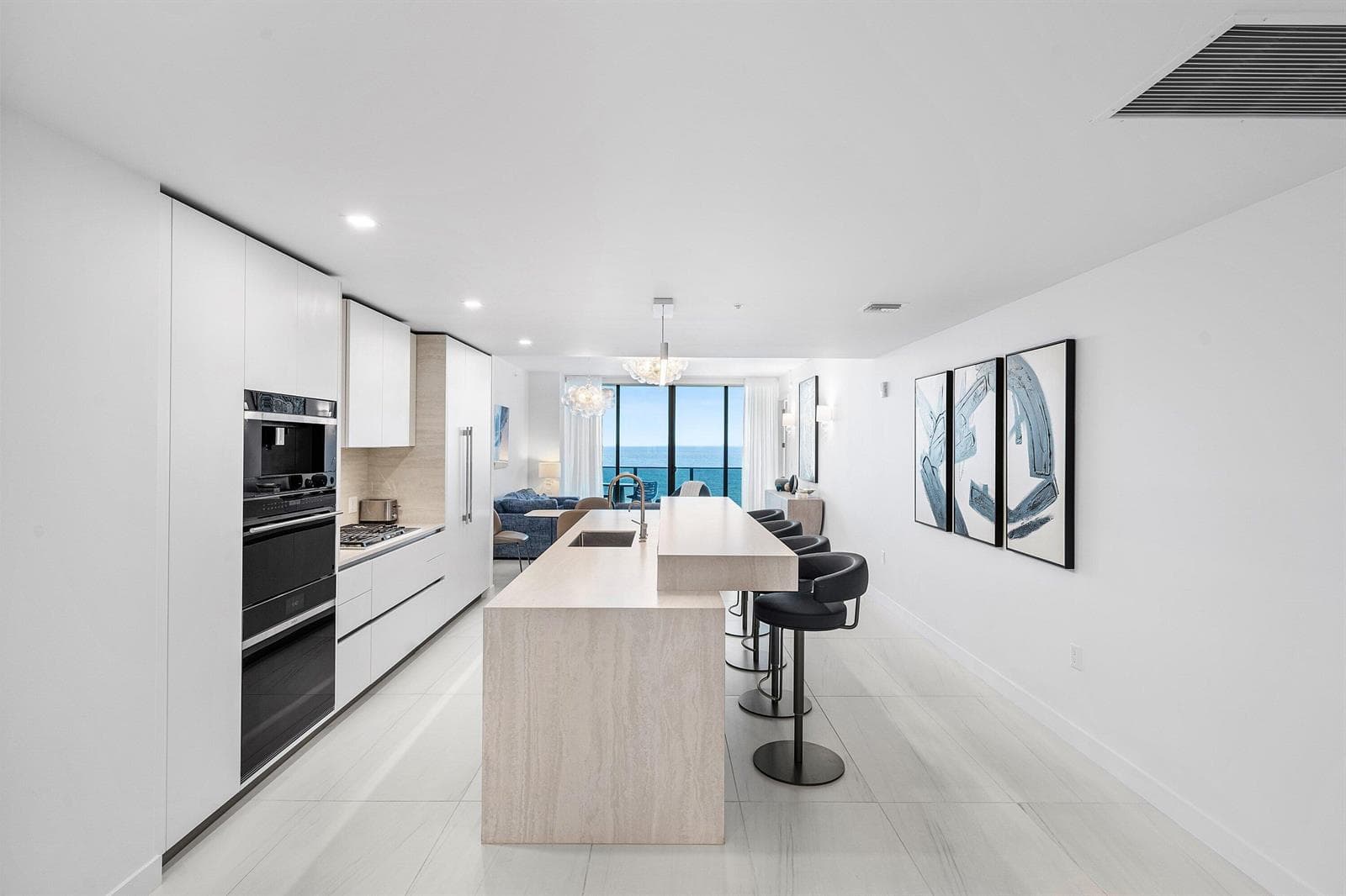 900 N Ocean Boulevard 1504 photo 16