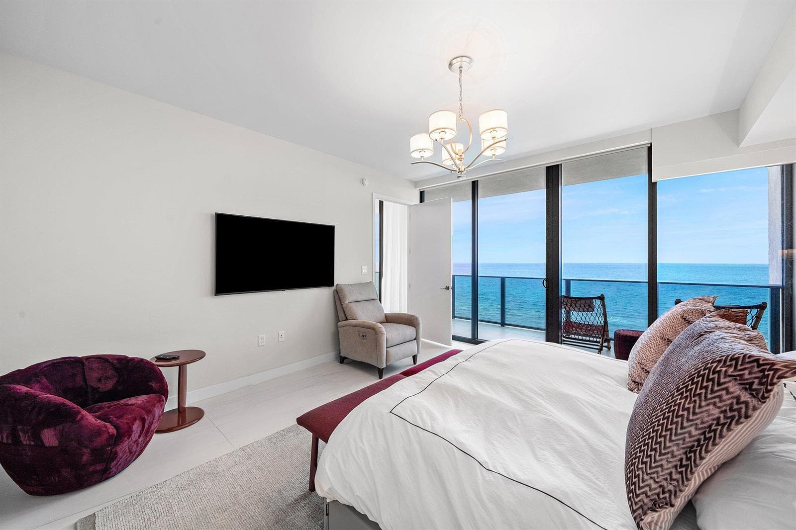 900 N Ocean Boulevard 1504 photo 20