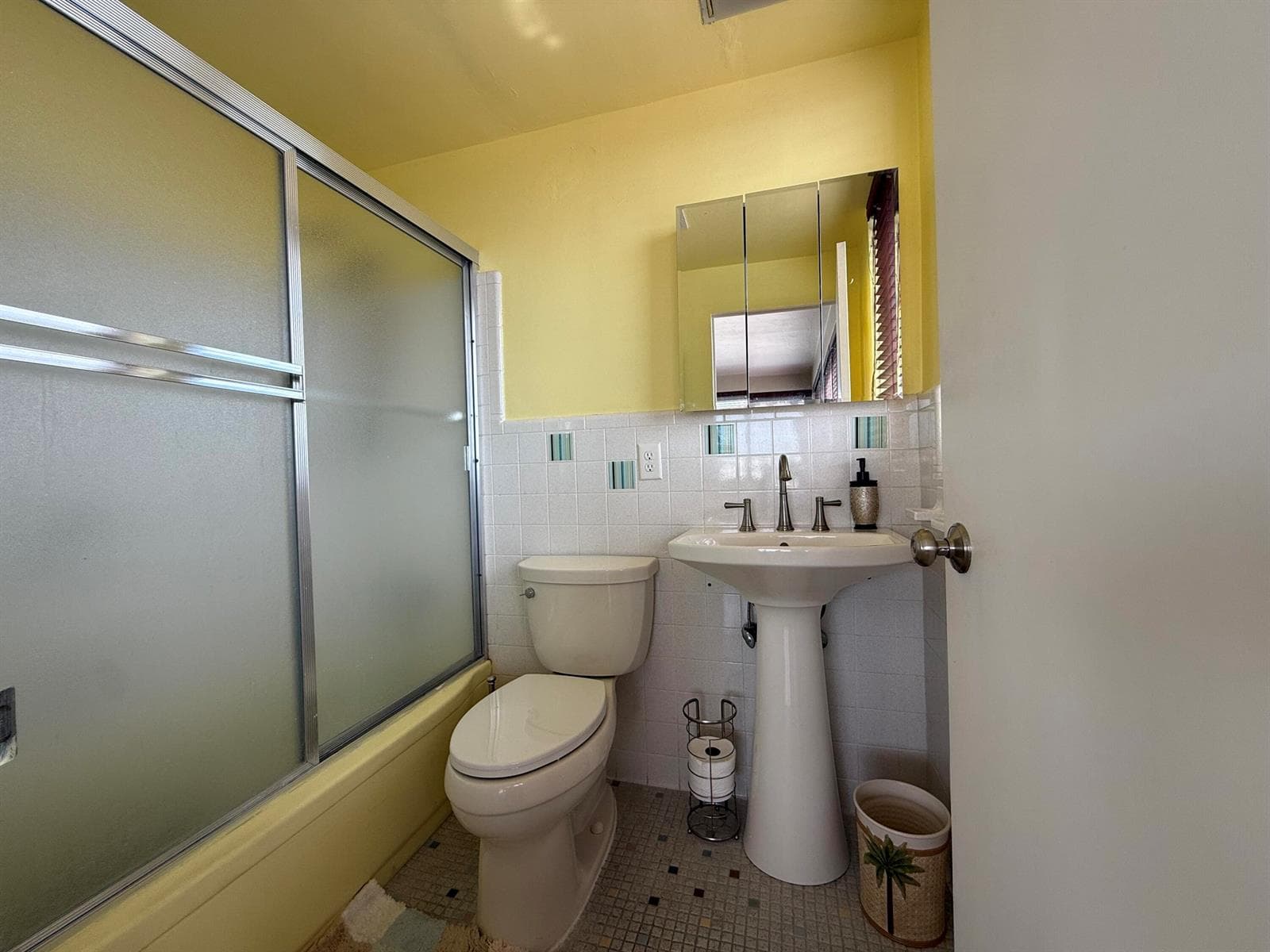 3233 NE 34th Street 1601 photo 8