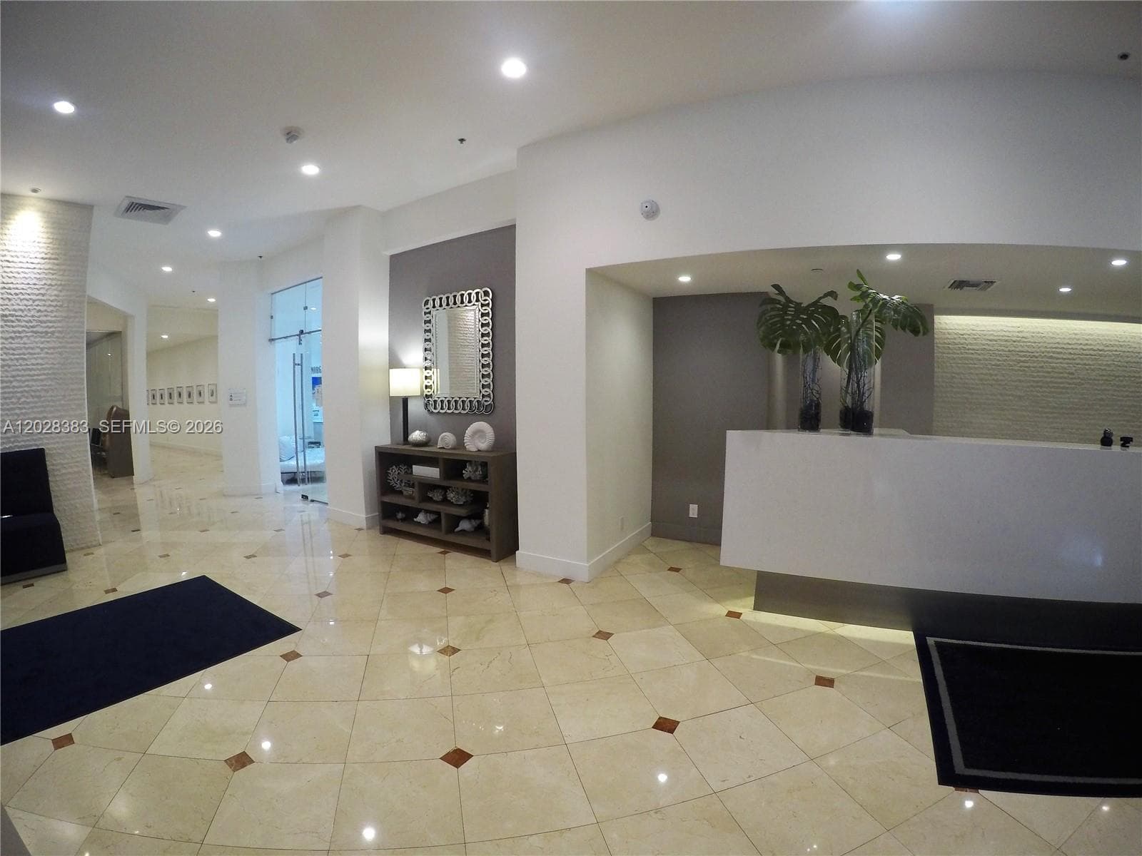 100 Lincoln Rd 602 photo 2
