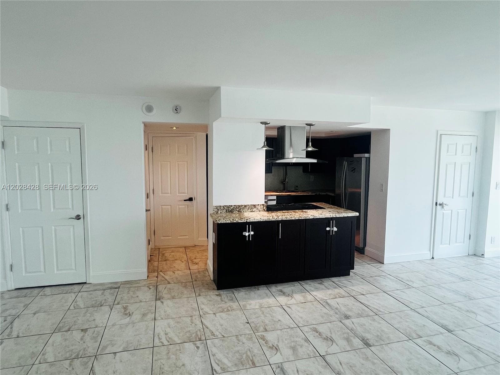 2655 Collins Ave 602 photo 2