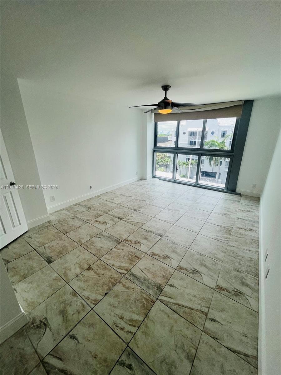 2655 Collins Ave 602 photo 17