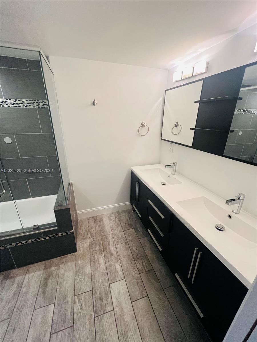 2655 Collins Ave 602 photo 18